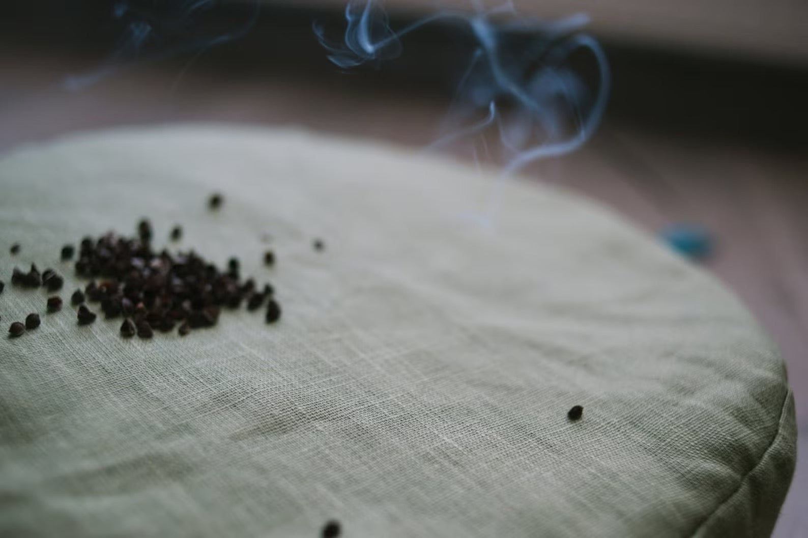 Zafu Linen floor cushion with Buckwheat hulls "Olive" Meditation cushion /Buckwheat hulls pillow seat